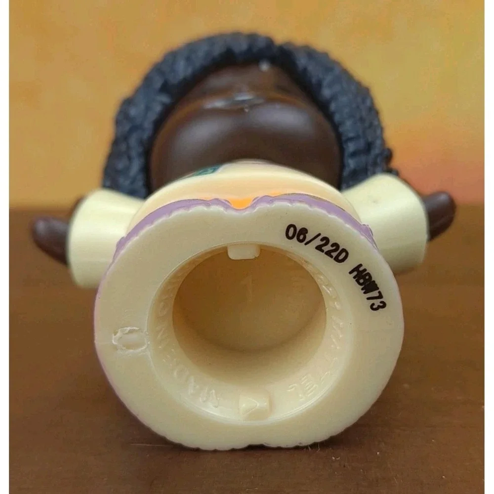 Fisher Price‎ Little People African American Girl Hiker Yellow Shirt 2021